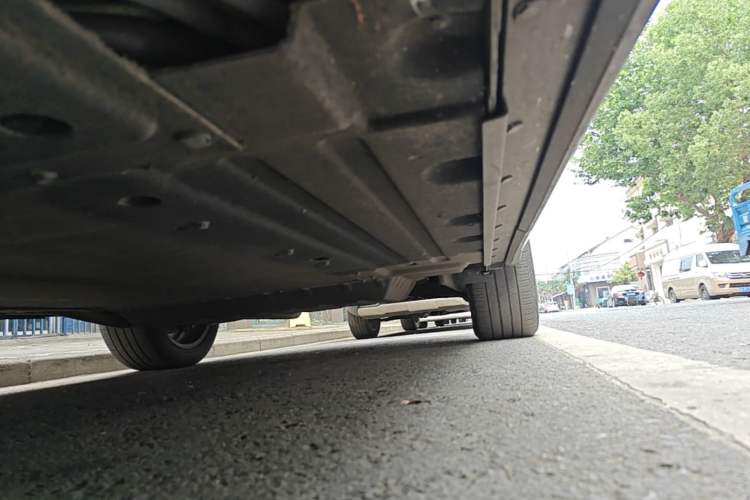 Used Li Auto ONE 2021 Extended-Range 6-Seater Version Left Side Sill