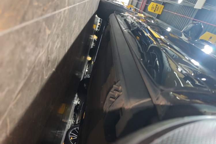 Used Li Auto ONE 2021 Extended-Range 6-Seater Version Left Side Sill