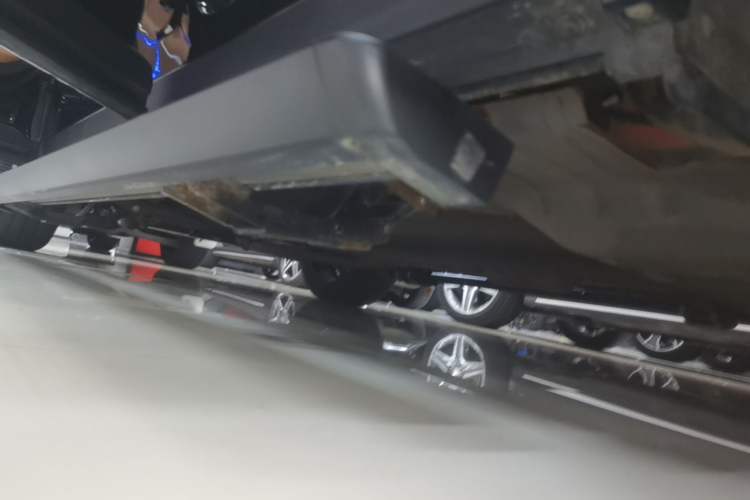 Used Li Auto ONE 2021 Extended-Range 6-Seater Version Left Side Sill