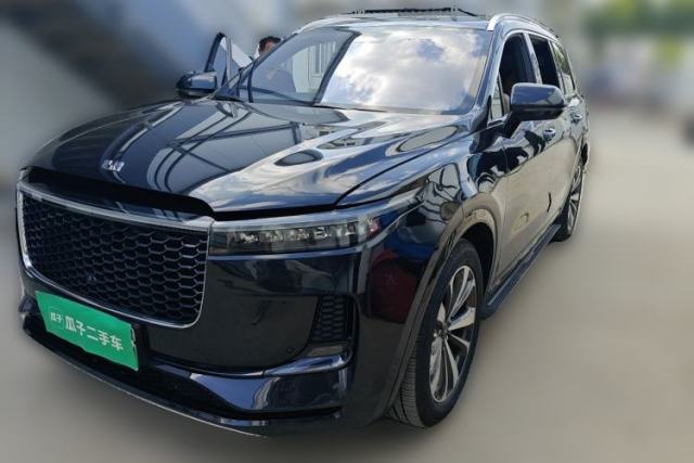 Ojetý Li Auto ONE 2021 Extended-Range 6-Seater Version
