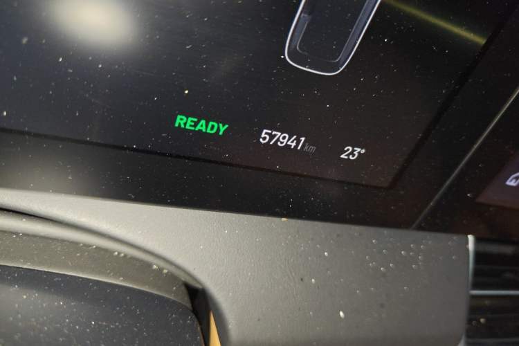 Used Li Auto ONE 2021 Extended-Range 6-Seater Version Odometer Close Up