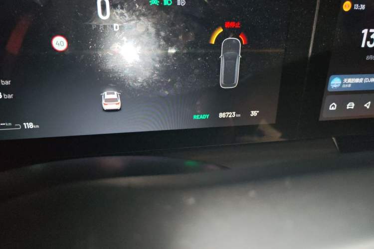 Used Li Auto ONE 2021 Extended-Range 6-Seater Version Odometer Close Up