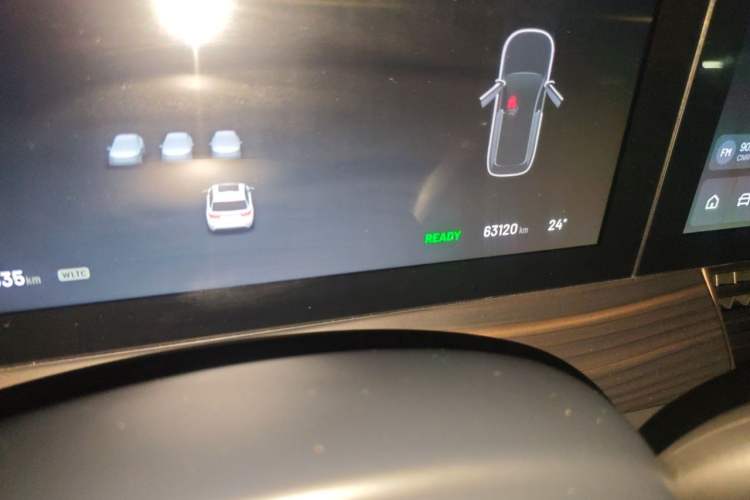 Used Li Auto ONE 2021 Extended-Range 6-Seater Version Odometer Close Up