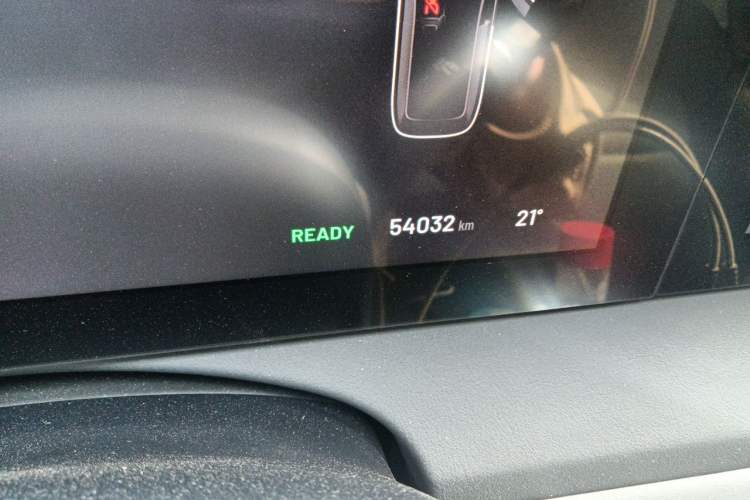 Used Li Auto ONE 2021 Extended-Range 6-Seater Version Odometer Close Up