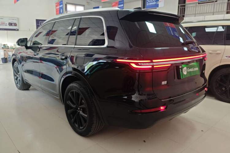 Used Li Auto ONE 2021 Extended-Range 6-Seater Version Rear Left 45 Deg