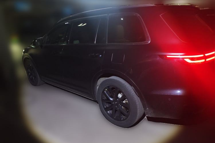 Used Li Auto ONE 2021 Extended-Range 6-Seater Version Rear Left 45 Deg