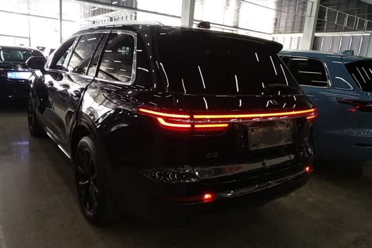 Used Li Auto ONE 2021 Extended-Range 6-Seater Version Rear Left 45 Deg