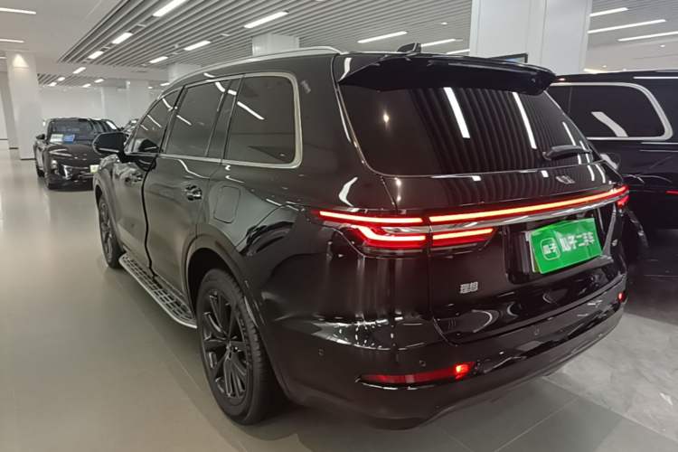 Used Li Auto ONE 2021 Extended-Range 6-Seater Version Rear Left 45 Deg