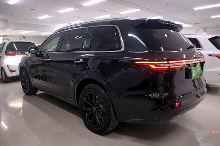 Used Li Auto ONE 2021 Extended-Range 6-Seater Version Rear Left 45 Deg