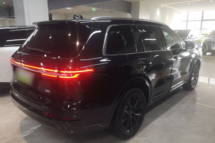 Used Li Auto ONE 2021 Extended-Range 6-Seater Version Rear Right 45 Deg
