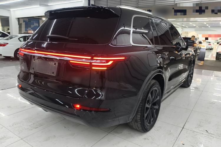 Used Li Auto ONE 2021 Extended-Range 6-Seater Version Rear Right 45 Deg
