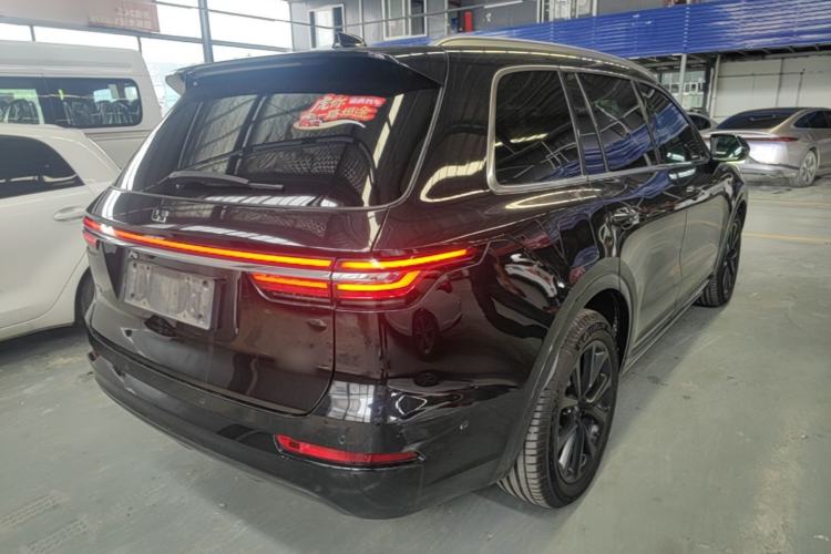 Used Li Auto ONE 2021 Extended-Range 6-Seater Version Rear Right 45 Deg