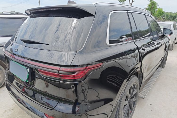 Used Li Auto ONE 2021 Extended-Range 6-Seater Version Rear Right 45 Deg