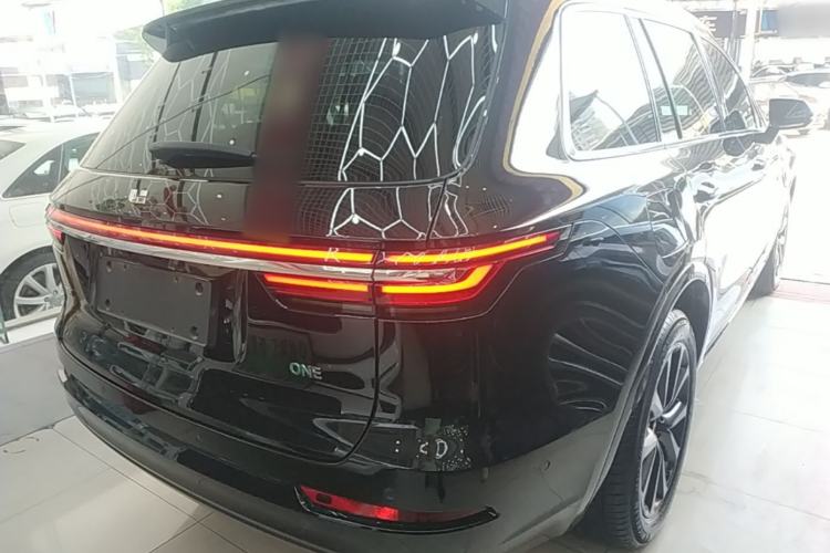 Used Li Auto ONE 2021 Extended-Range 6-Seater Version Rear Right 45 Deg