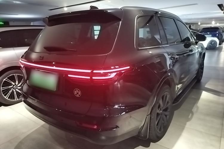 Used Li Auto ONE 2021 Extended-Range 6-Seater Version Rear Right 45 Deg