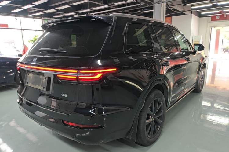 Used Li Auto ONE 2021 Extended-Range 6-Seater Version Rear Right 45 Deg