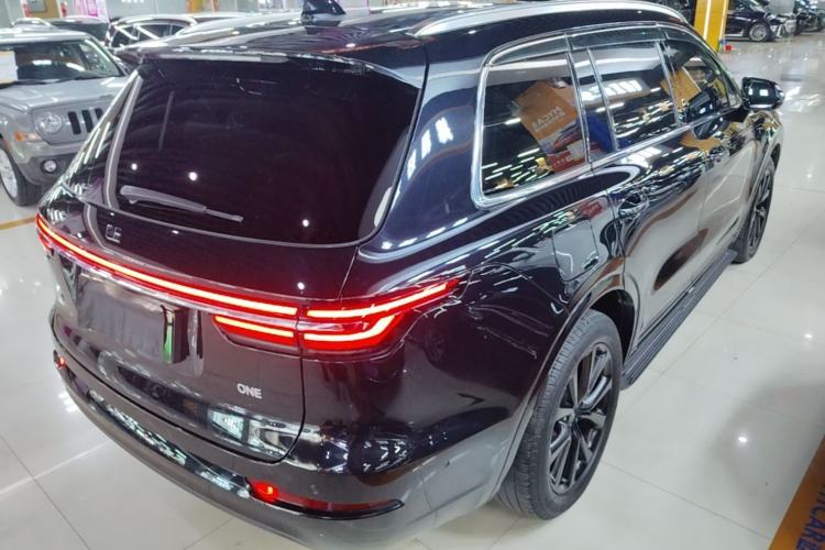 Used Li Auto ONE 2021 Extended-Range 6-Seater Version Rear Right 45 Deg