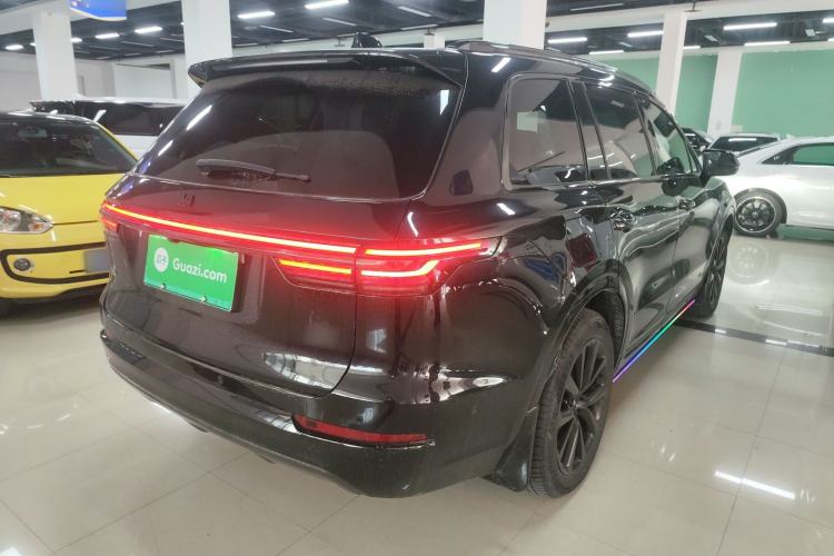 Used Li Auto ONE 2021 Extended-Range 6-Seater Version Rear Right 45 Deg