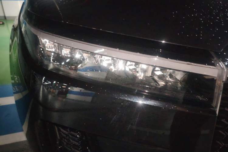 Used Li Auto ONE 2021 Extended-Range 6-Seater Version Right Front Headlight
