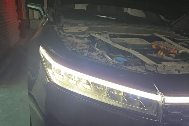 Used Li Auto ONE 2021 Extended-Range 6-Seater Version Right Front Headlight