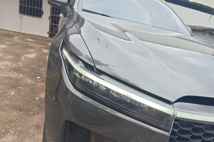Used Li Auto ONE 2021 Extended-Range 6-Seater Version Right Front Headlight