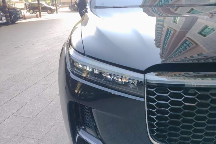 Used Li Auto ONE 2021 Extended-Range 6-Seater Version Right Front Headlight