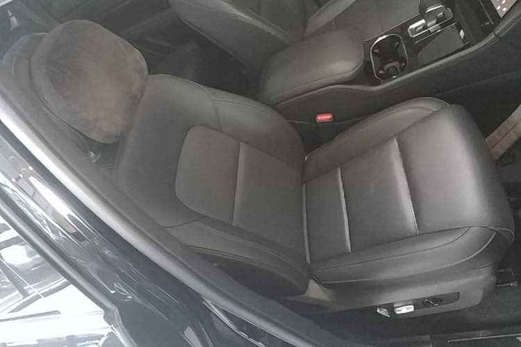 Used Li Auto ONE 2021 Extended-Range 6-Seater Version Right Front Seat