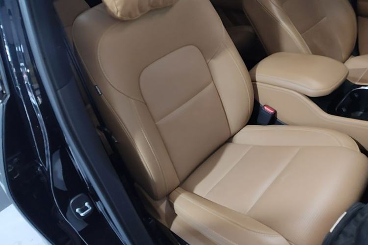Used Li Auto ONE 2021 Extended-Range 6-Seater Version Right Front Seat