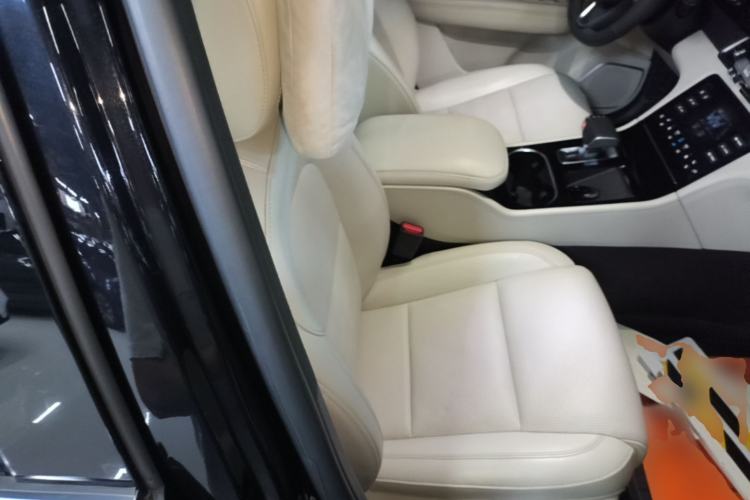 Used Li Auto ONE 2021 Extended-Range 6-Seater Version Right Front Seat