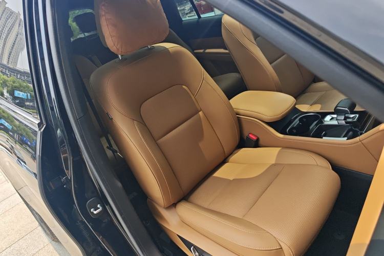 Used Li Auto ONE 2021 Extended-Range 6-Seater Version Right Front Seat