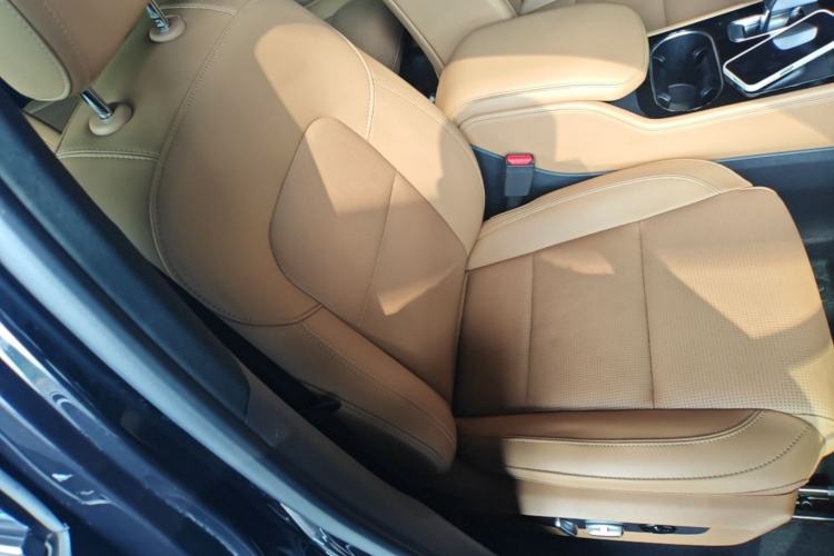 Used Li Auto ONE 2021 Extended-Range 6-Seater Version Right Front Seat