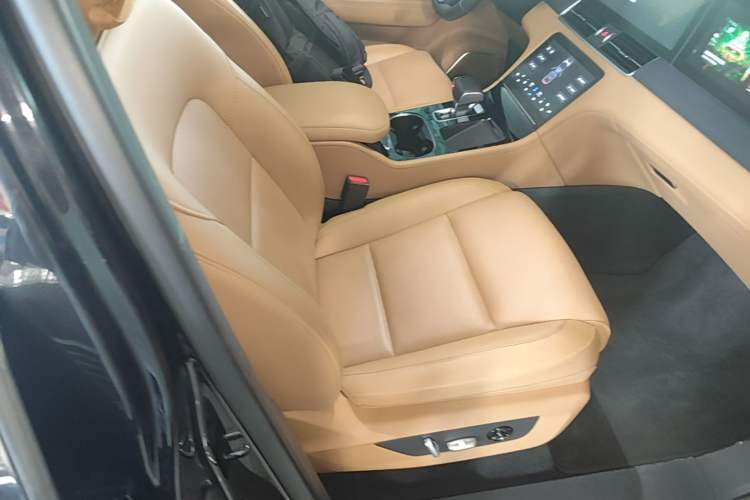 Used Li Auto ONE 2021 Extended-Range 6-Seater Version Right Front Seat