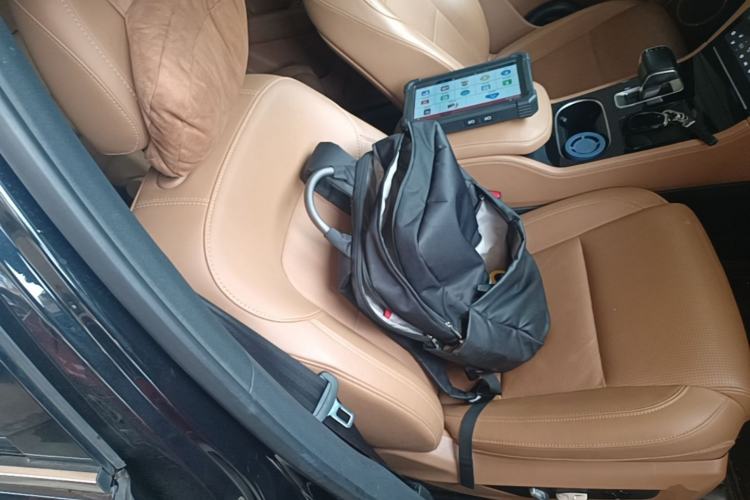 Used Li Auto ONE 2021 Extended-Range 6-Seater Version Right Front Seat
