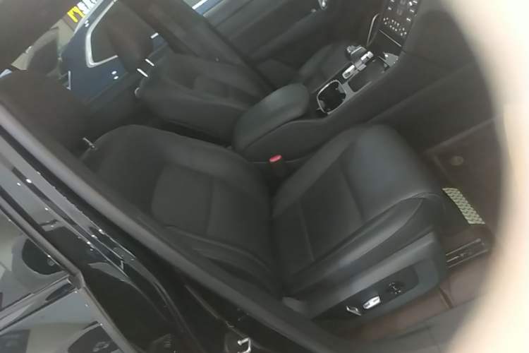 Used Li Auto ONE 2021 Extended-Range 6-Seater Version Right Front Seat