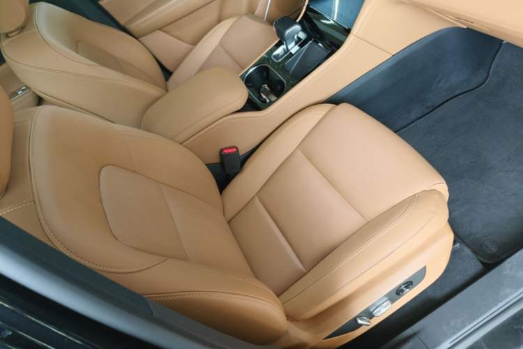 Used Li Auto ONE 2021 Extended-Range 6-Seater Version Right Front Seat