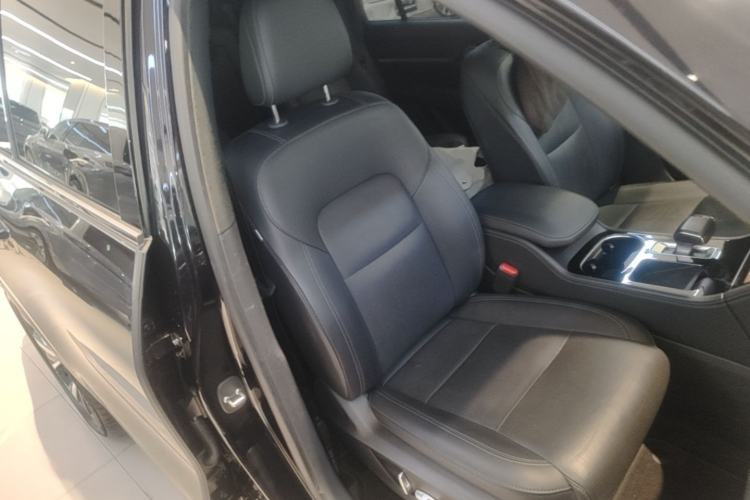 Used Li Auto ONE 2021 Extended-Range 6-Seater Version Right Front Seat