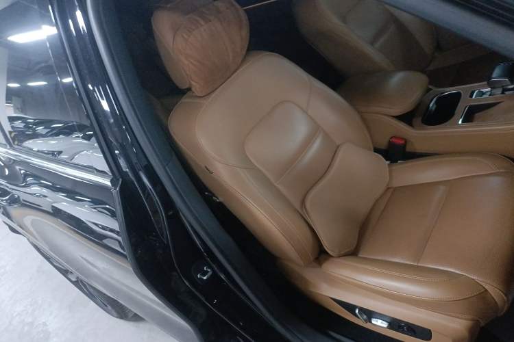 Used Li Auto ONE 2021 Extended-Range 6-Seater Version Right Front Seat