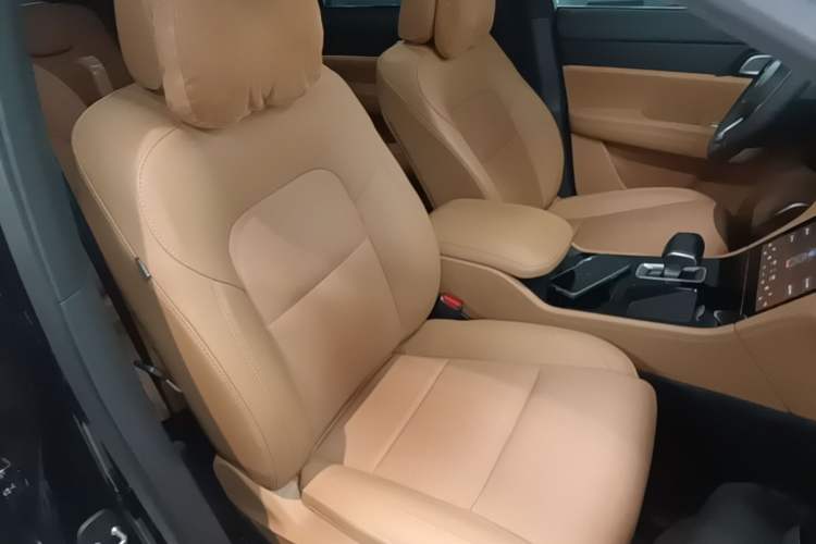 Used Li Auto ONE 2021 Extended-Range 6-Seater Version Right Front Seat