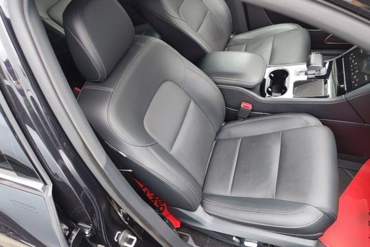 Used Li Auto ONE 2021 Extended-Range 6-Seater Version Right Front Seat