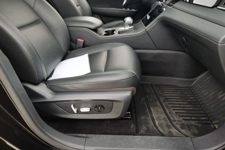 Used Li Auto ONE 2021 Extended-Range 6-Seater Version Right Front Seat