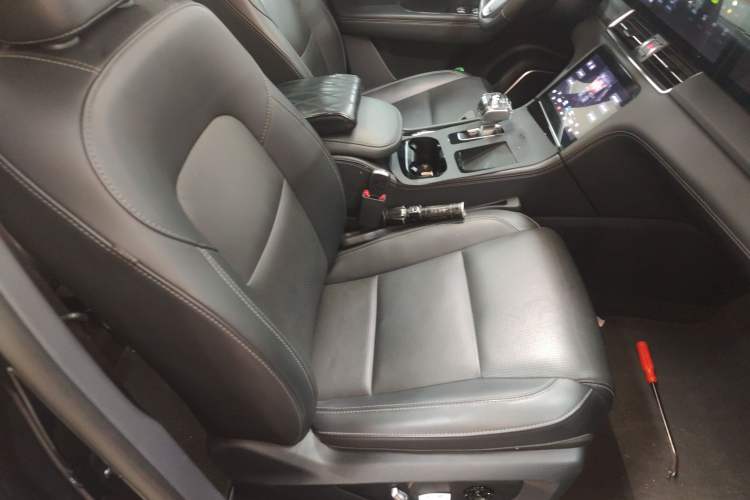 Used Li Auto ONE 2021 Extended-Range 6-Seater Version Right Front Seat