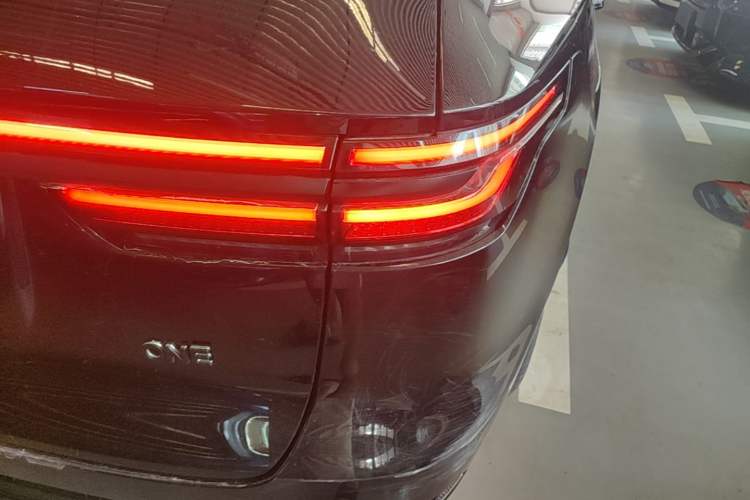 Used Li Auto ONE 2021 Extended-Range 6-Seater Version Right Rear Taillight