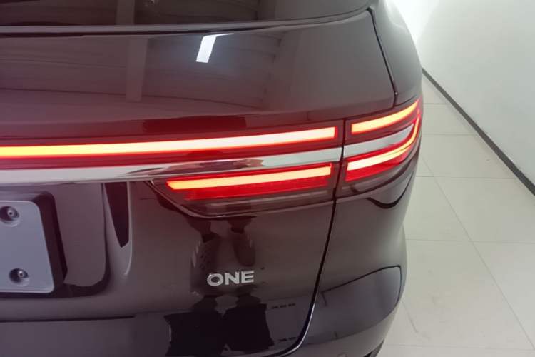 Used Li Auto ONE 2021 Extended-Range 6-Seater Version Right Rear Taillight