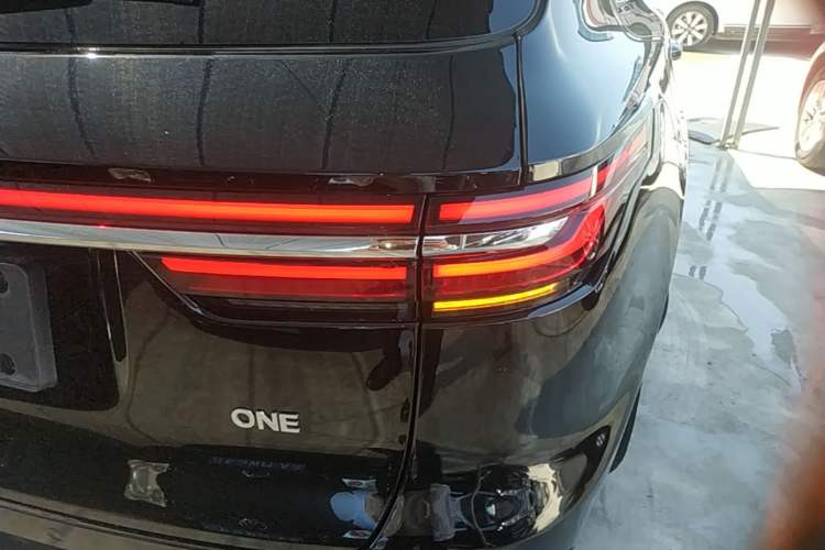Used Li Auto ONE 2021 Extended-Range 6-Seater Version Right Rear Taillight