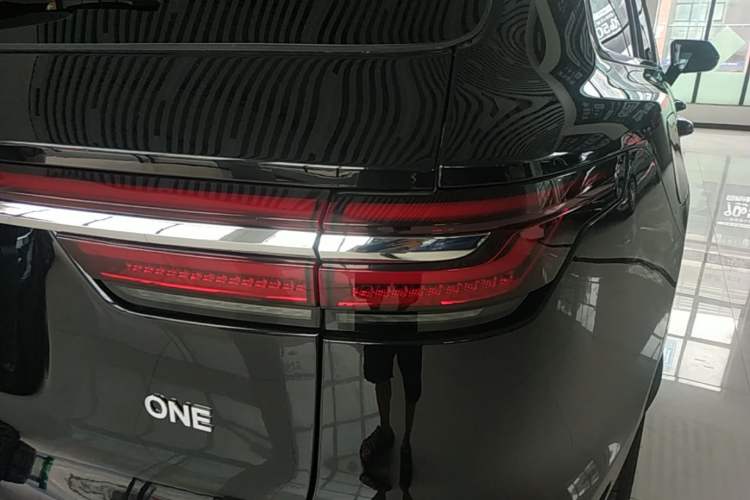 Used Li Auto ONE 2021 Extended-Range 6-Seater Version Right Rear Taillight