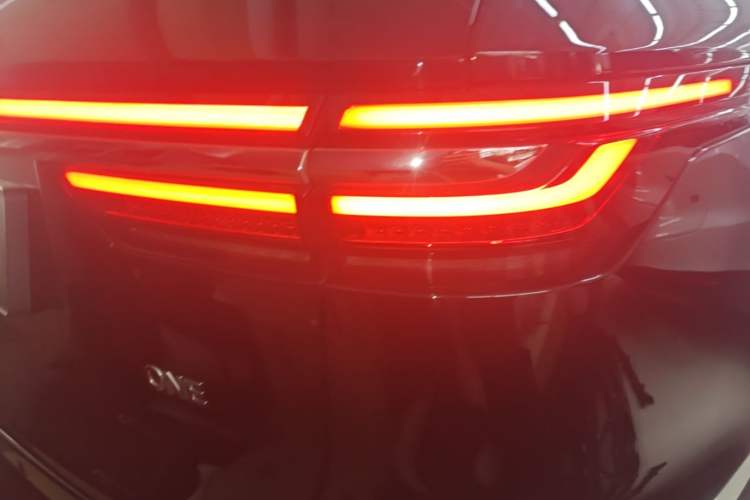 Used Li Auto ONE 2021 Extended-Range 6-Seater Version Right Rear Taillight