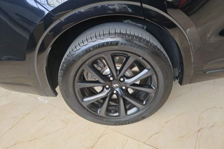 Used Li Auto ONE 2021 Extended-Range 6-Seater Version Right Rear Wheel Hub