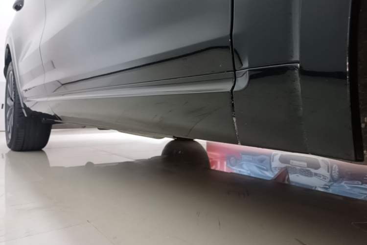 Used Li Auto ONE 2021 Extended-Range 6-Seater Version Right Side Sill