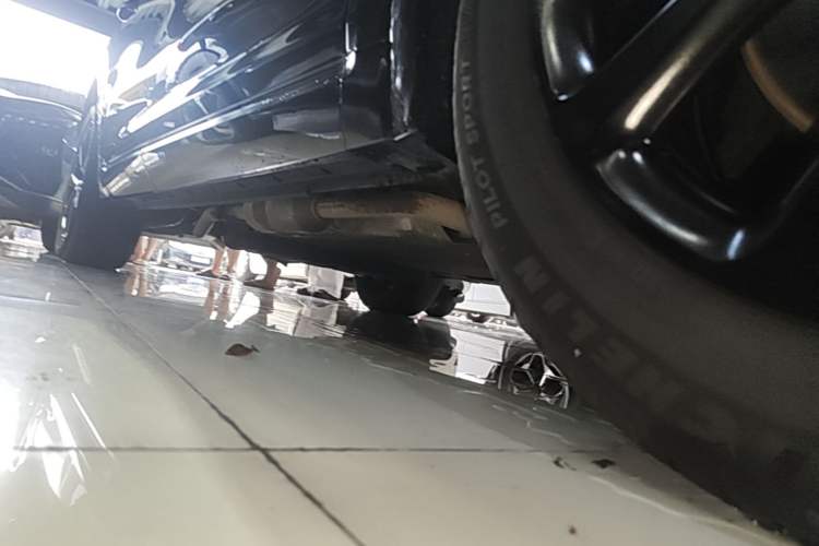Used Li Auto ONE 2021 Extended-Range 6-Seater Version Right Side Sill