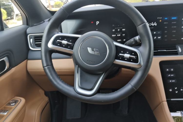 Used Li Auto ONE 2021 Extended-Range 6-Seater Version Steering Wheel